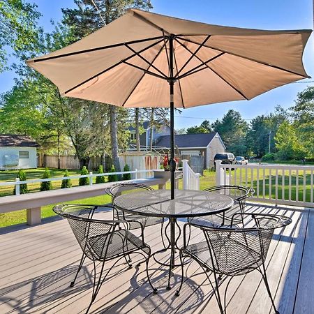 Lake Huron House With Grill And Beach Access! East Tawas Eksteriør bilde