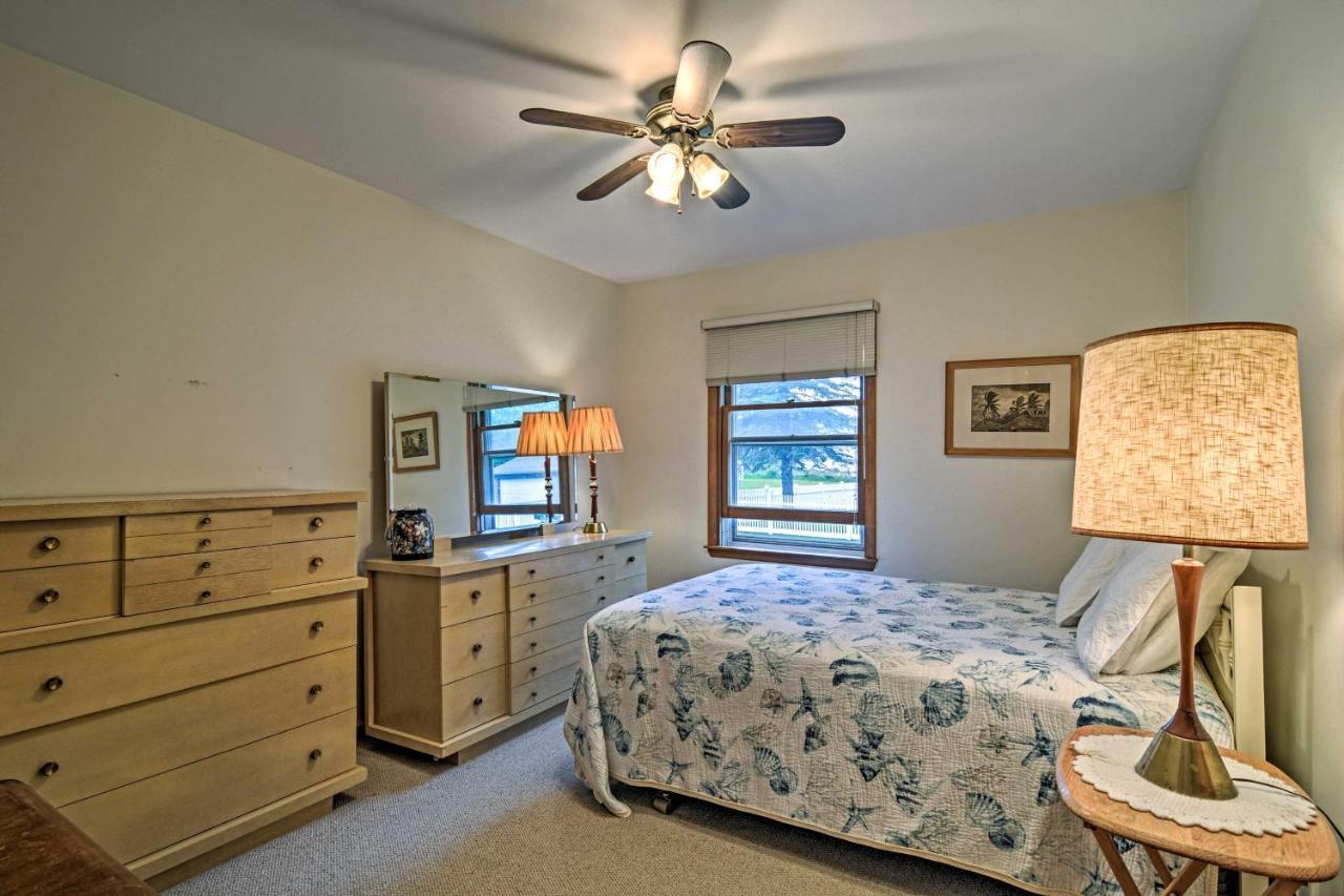 Lake Huron House With Grill And Beach Access! East Tawas Eksteriør bilde